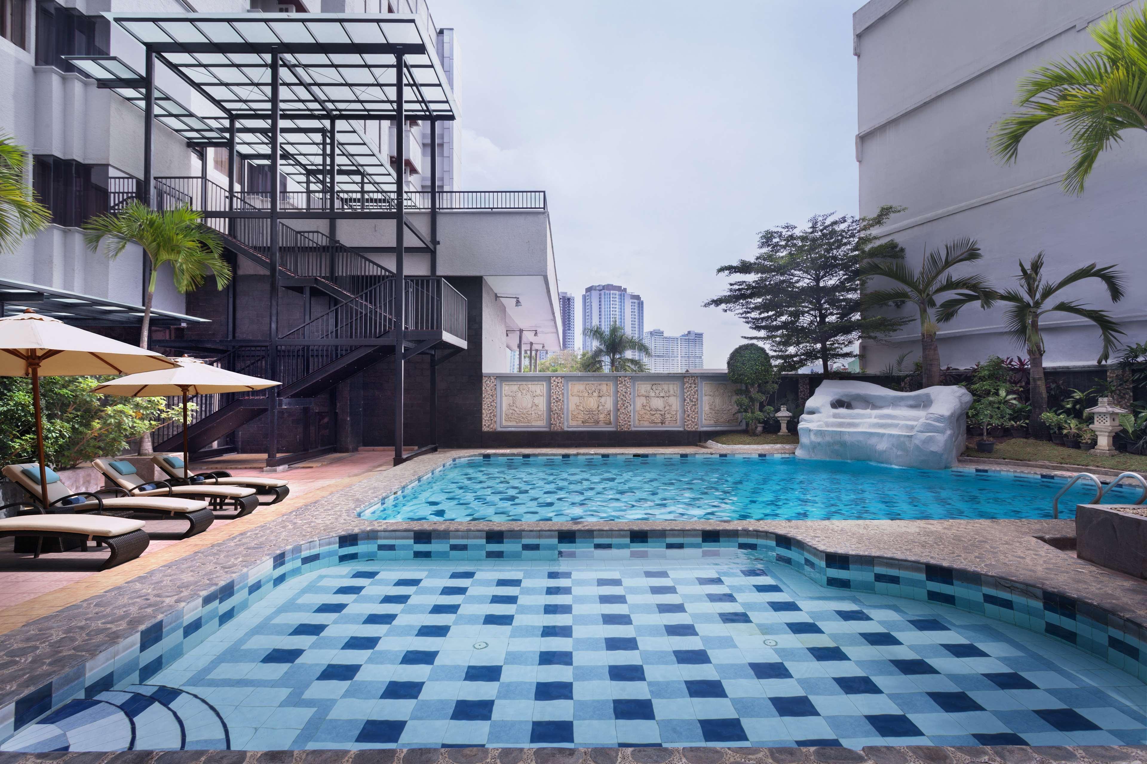 Aiho Hotel Medan Ngoại thất bức ảnh