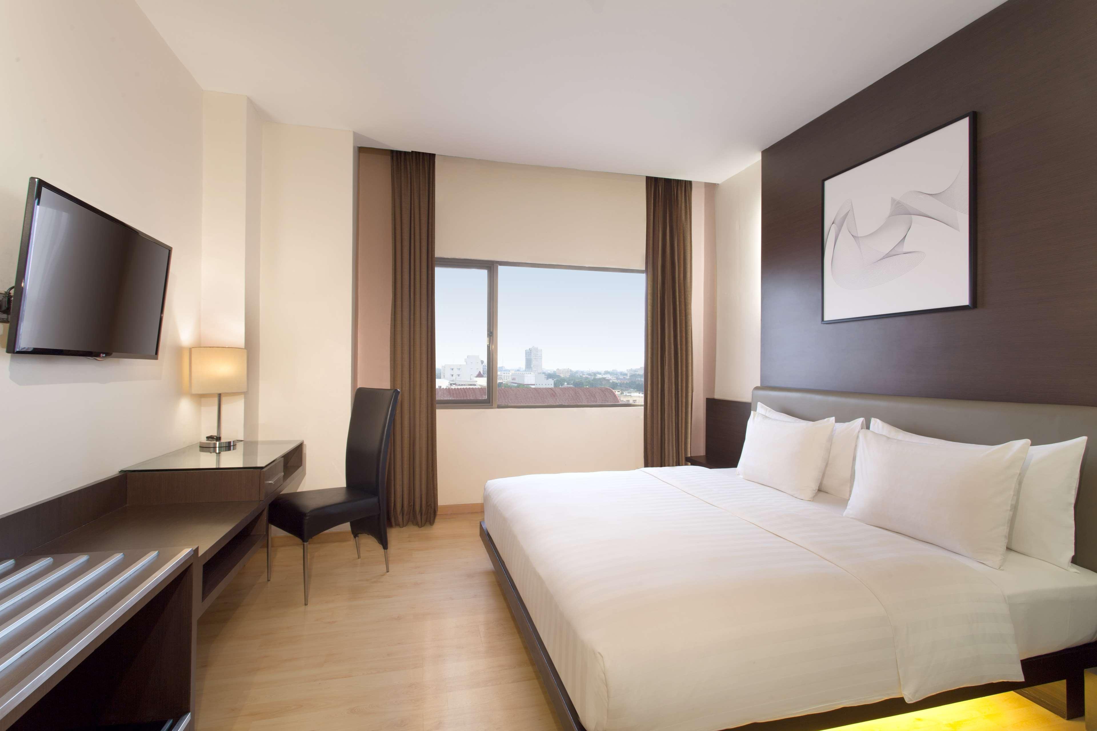 Aiho Hotel Medan Phòng bức ảnh