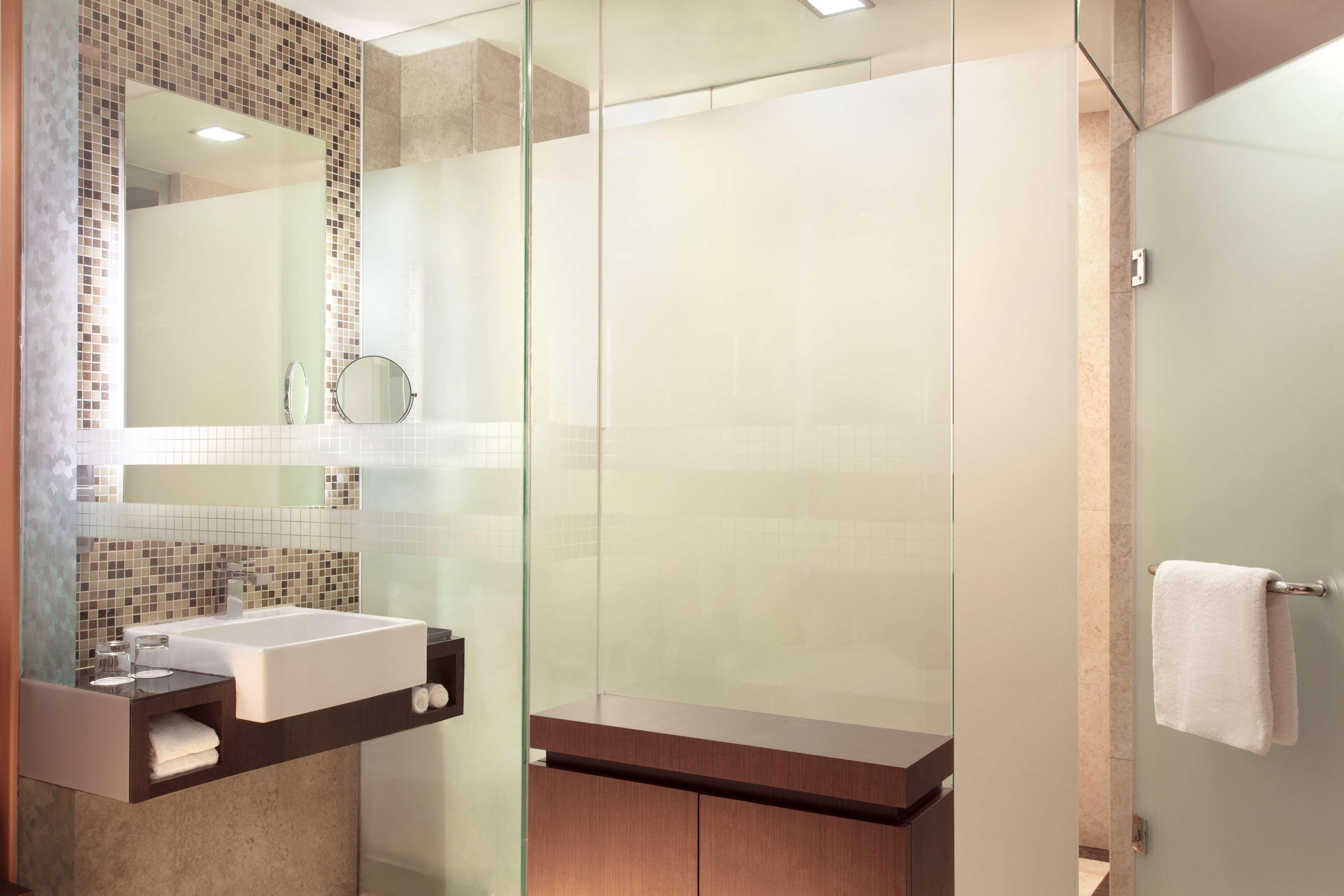 Aiho Hotel Medan Ngoại thất bức ảnh