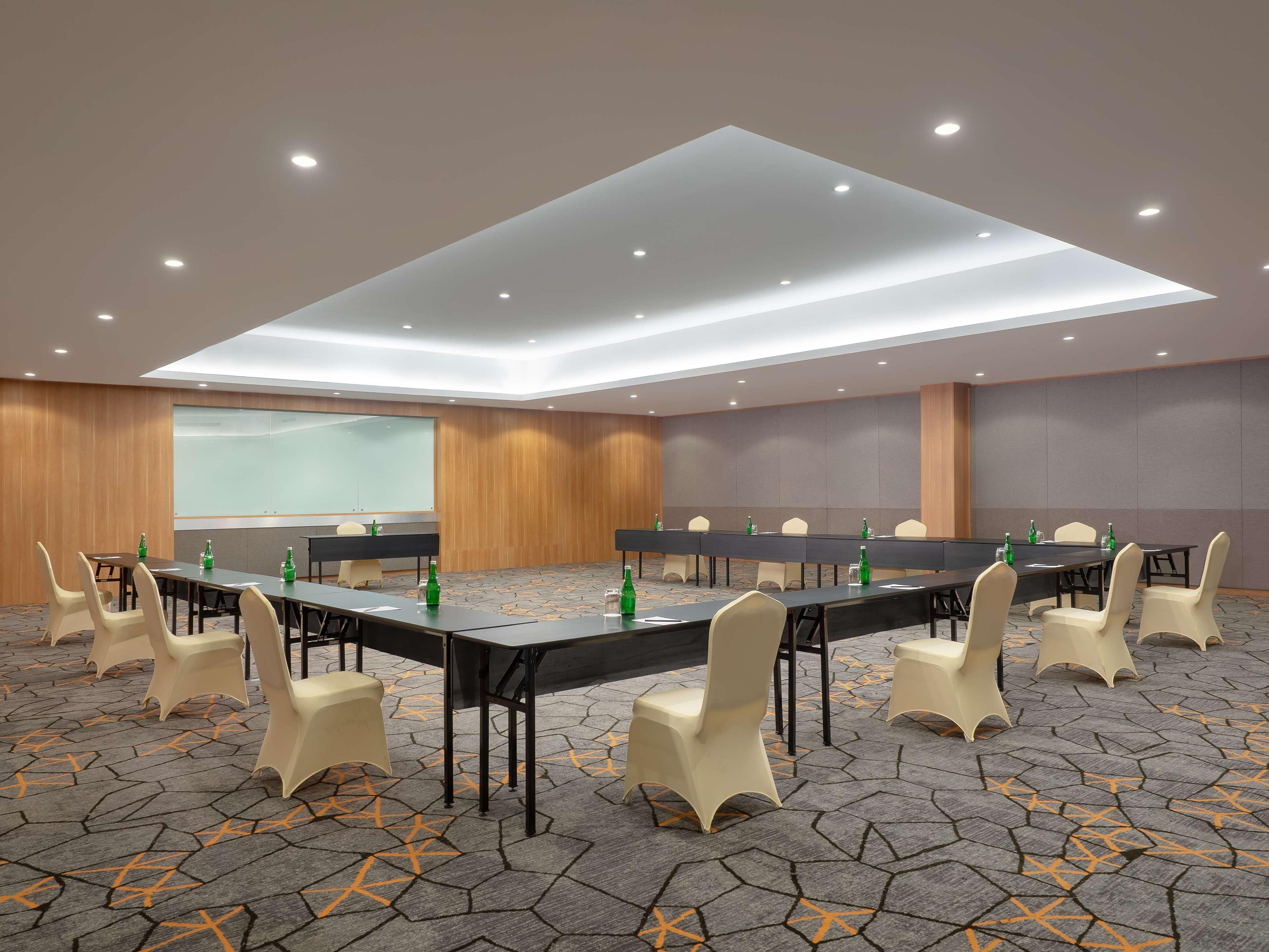 Aiho Hotel Medan Ngoại thất bức ảnh