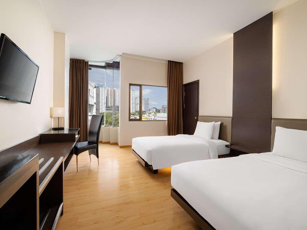 Aiho Hotel Medan Phòng bức ảnh