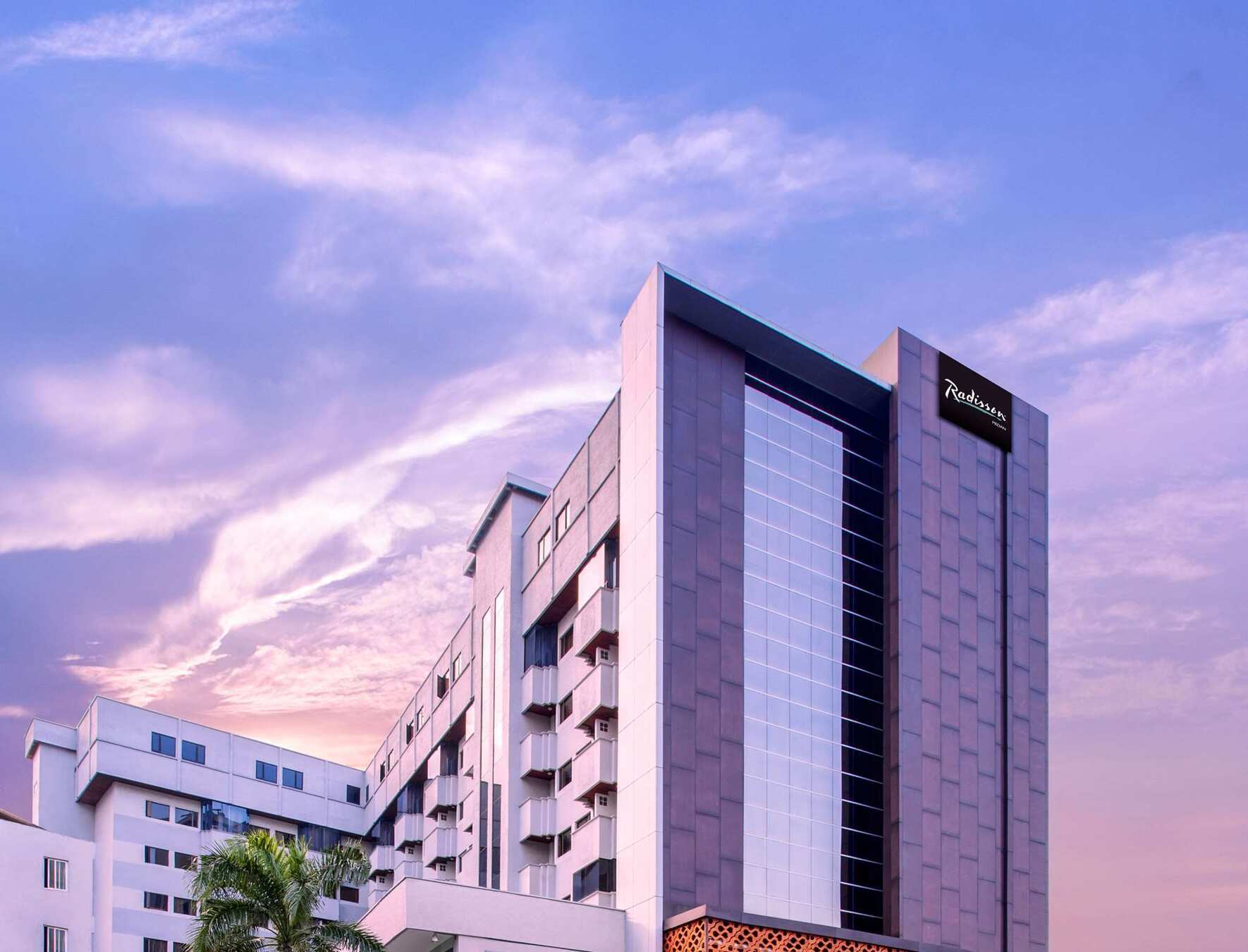 Aiho Hotel Medan Ngoại thất bức ảnh